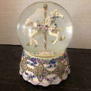 1995 San Francisco Music Box Company Snow Globe Flowers Carousel Horse Vintage